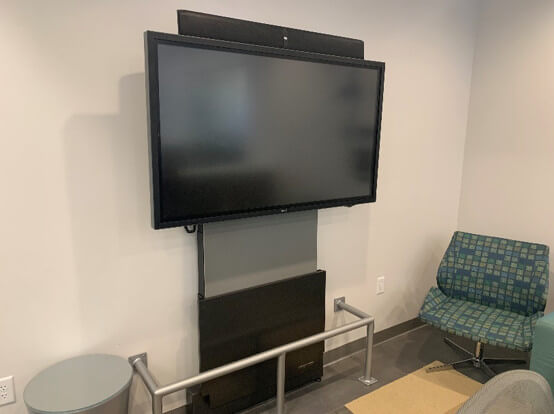 Collaboration Space with ADA adjustable height mount