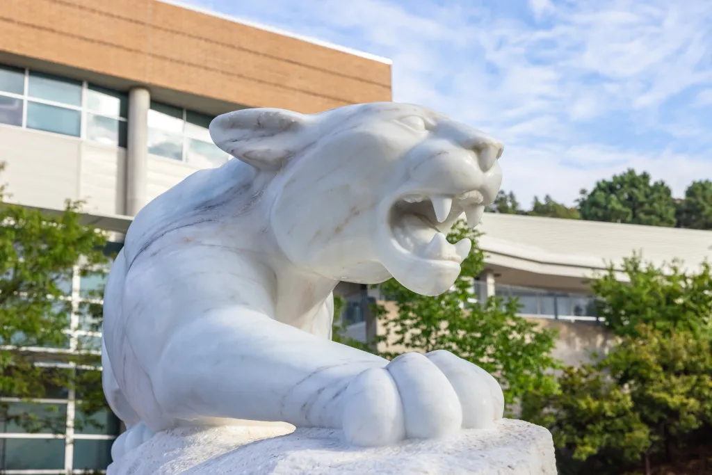 Mountain Lion Statue